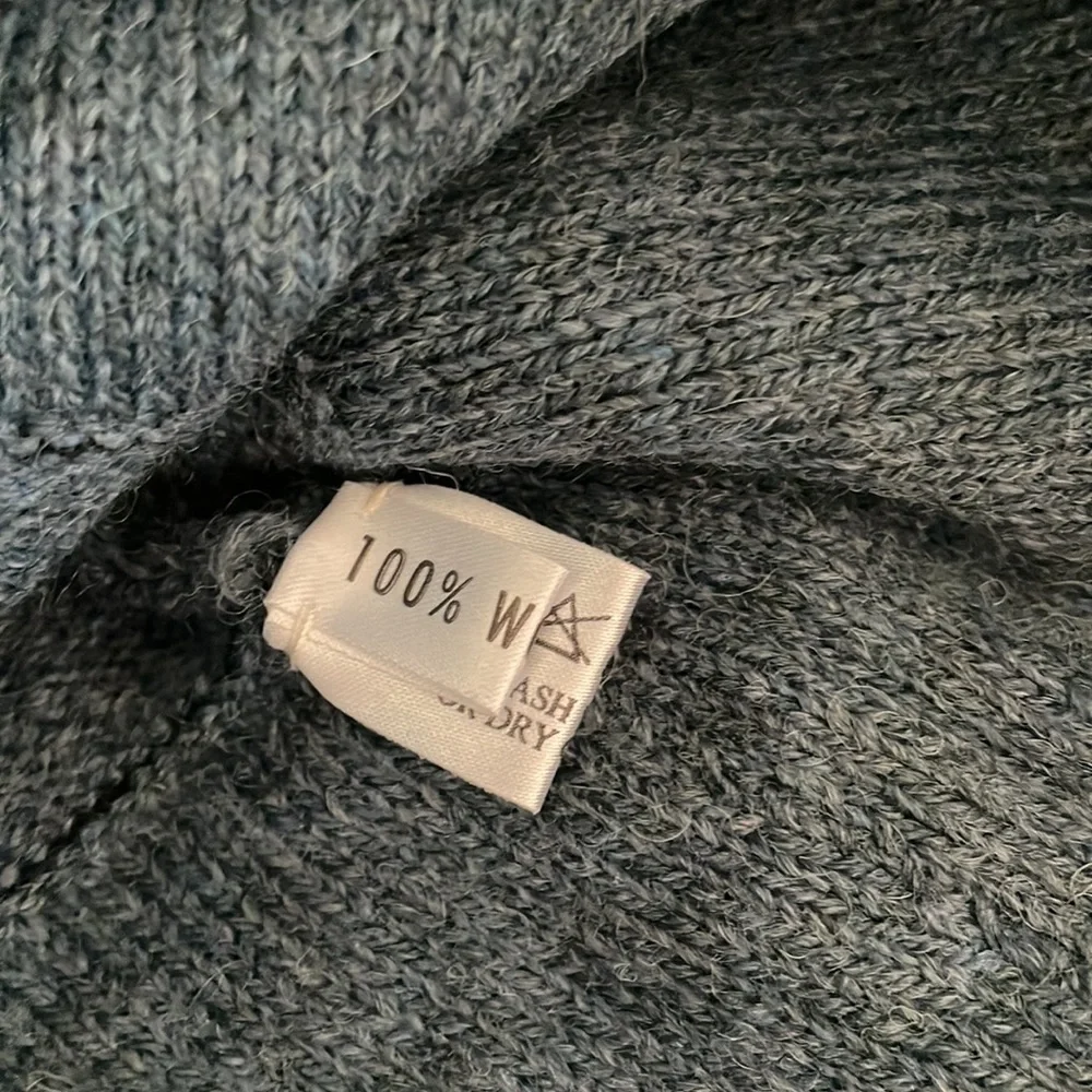 Bundle winter knit/wool hats - Picture 5 of 7